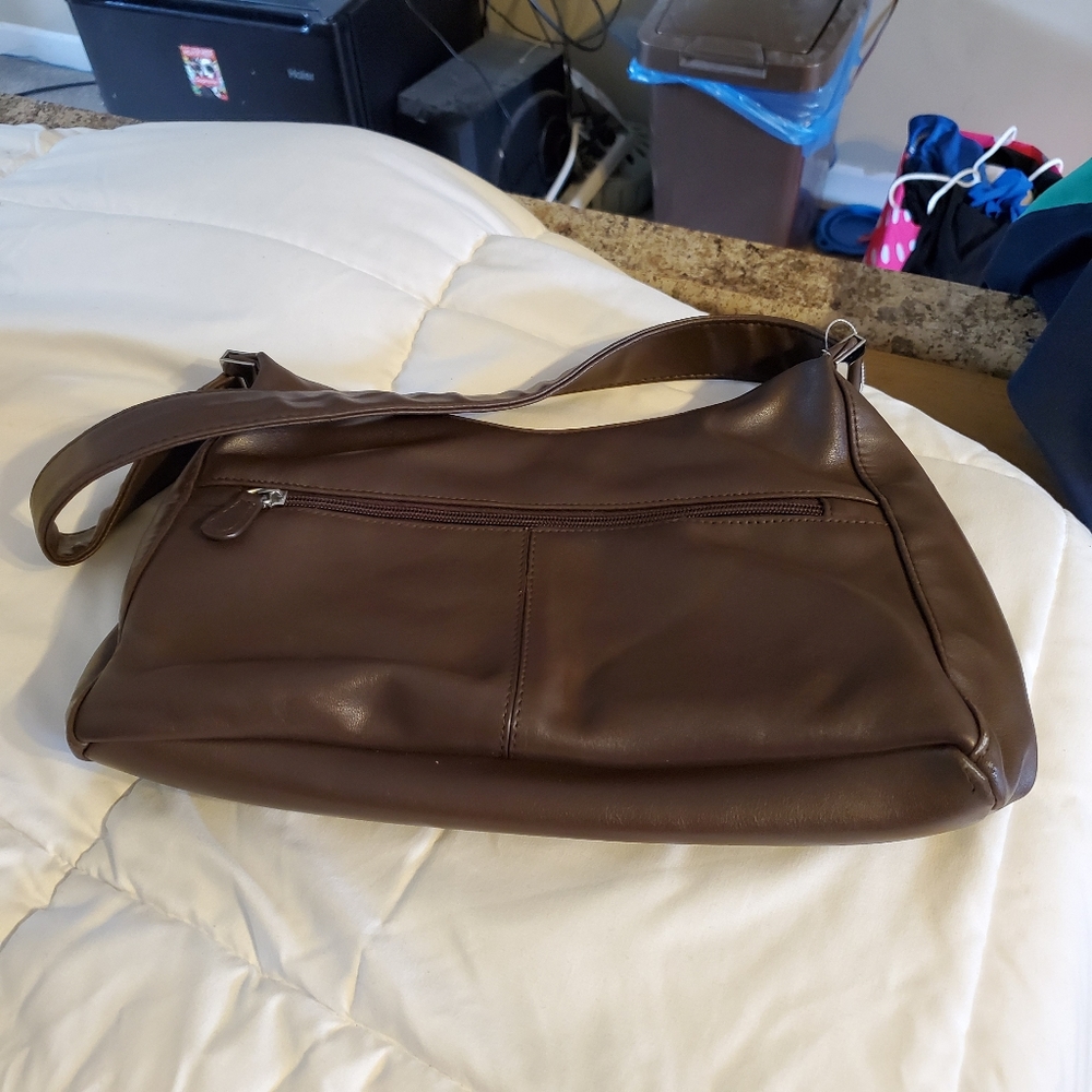 6 purses for 50$ price firm - Picture 6 of 6
